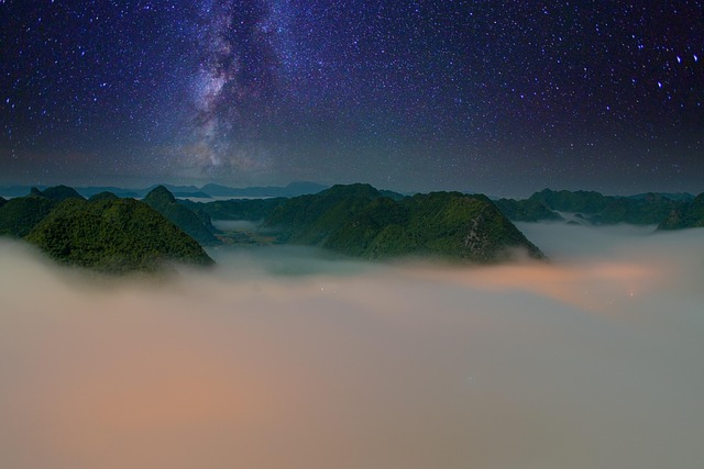 system nawadniania z butelek DIY na balkonie